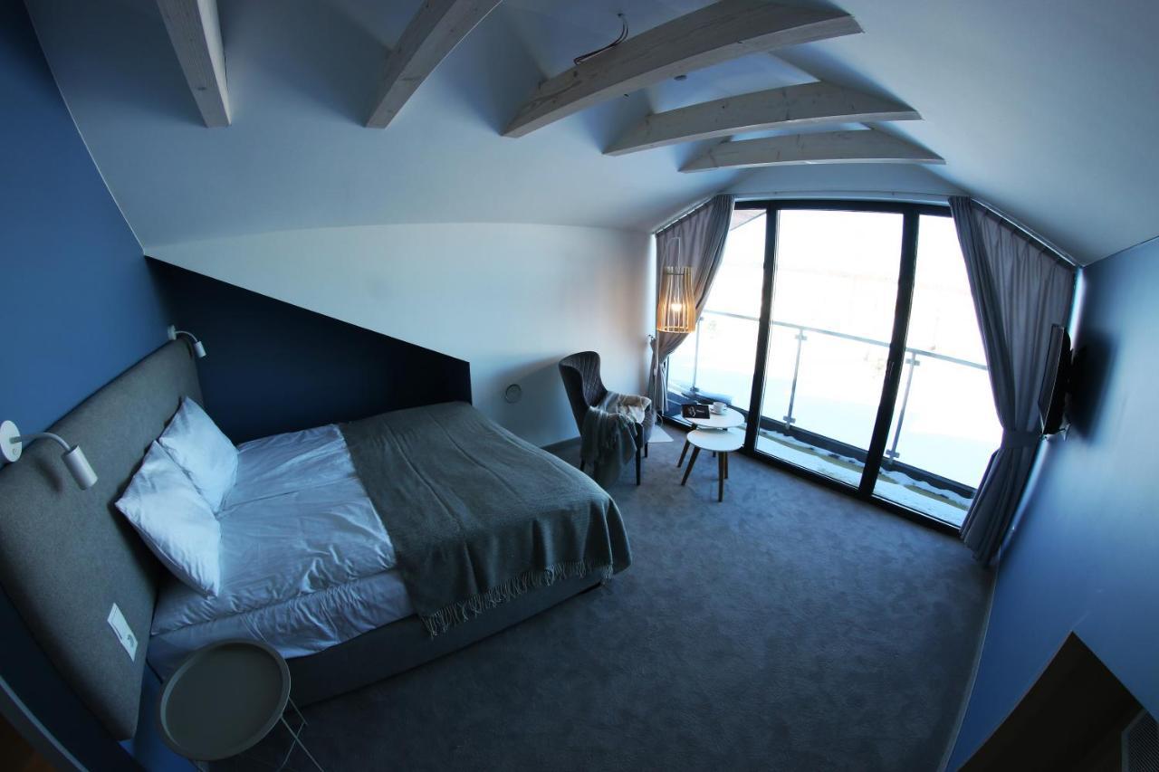 Hotel Kite Marina Sarbsk Esterno foto