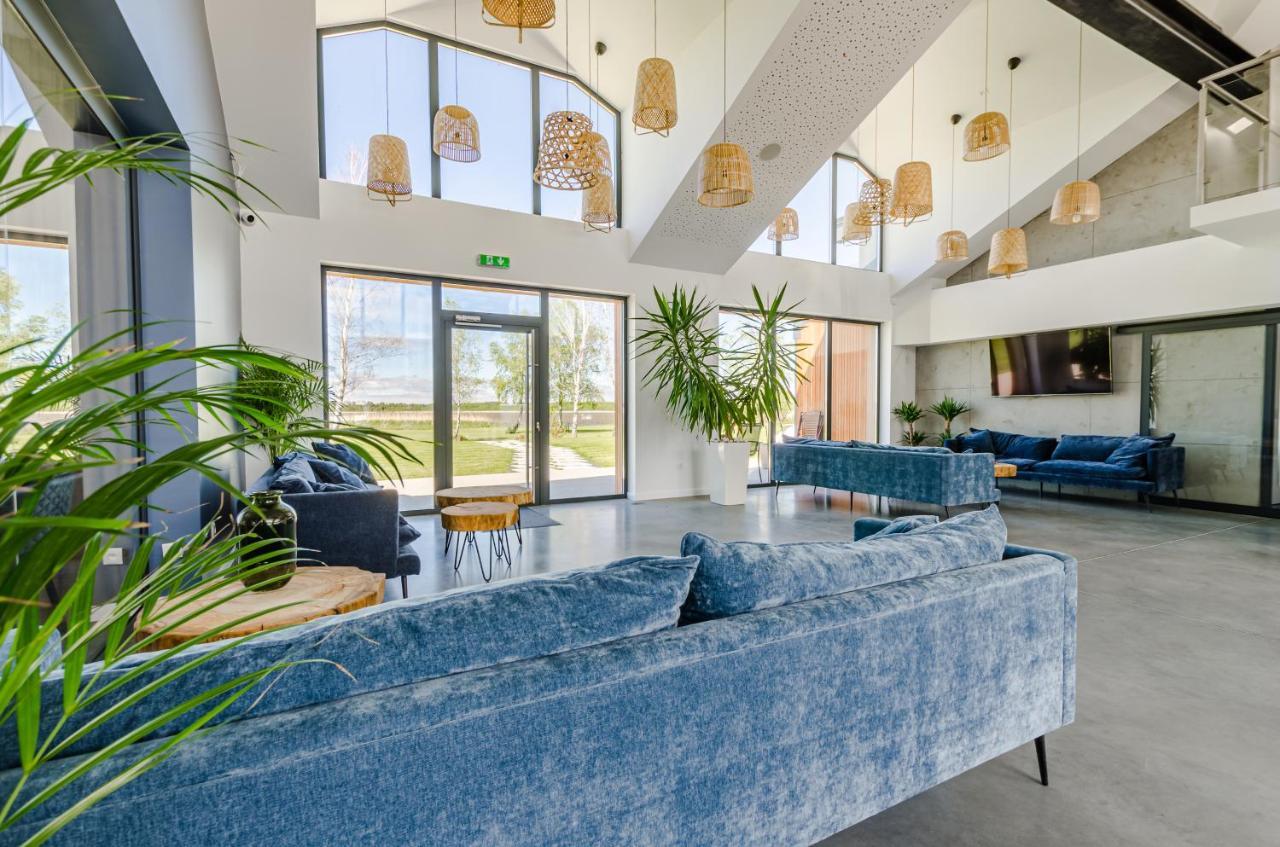 Hotel Kite Marina Sarbsk Esterno foto